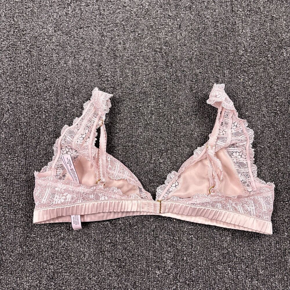 Victoria's Secret Bralette Light Pink Floral Lace V-Neck Women's Size Medium - Picture 3 of 4